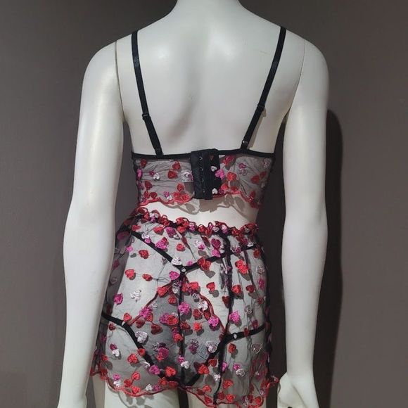 Embroidered Heart Mesh Underwire Lingerie Set 3 Piece - Picture 7 of 10